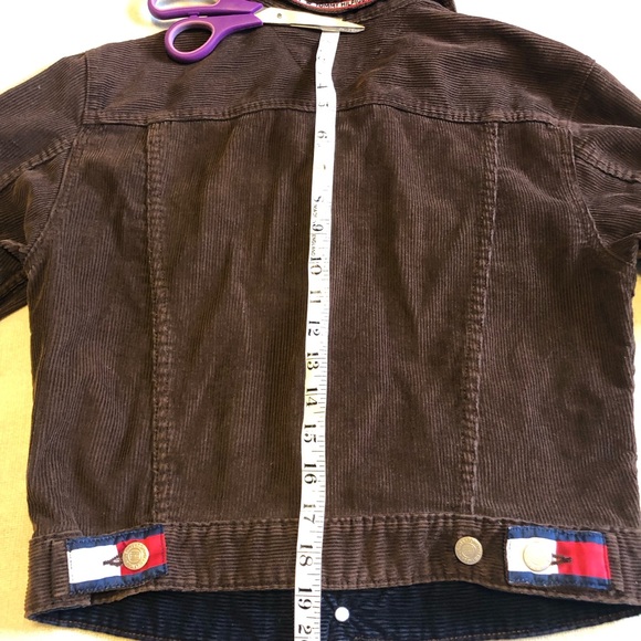 Vintage Tommy Hilfiger brown corduroy jacket - Picture 10 of 10